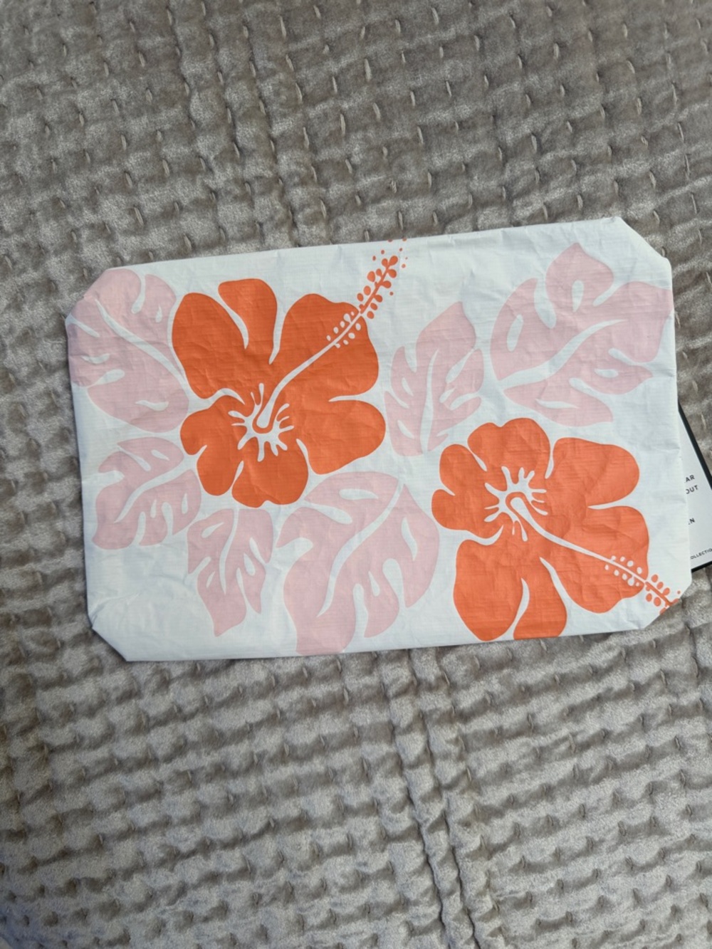 NWT Aloha Big island Hibicus Small Pouch - Picture 2 of 10